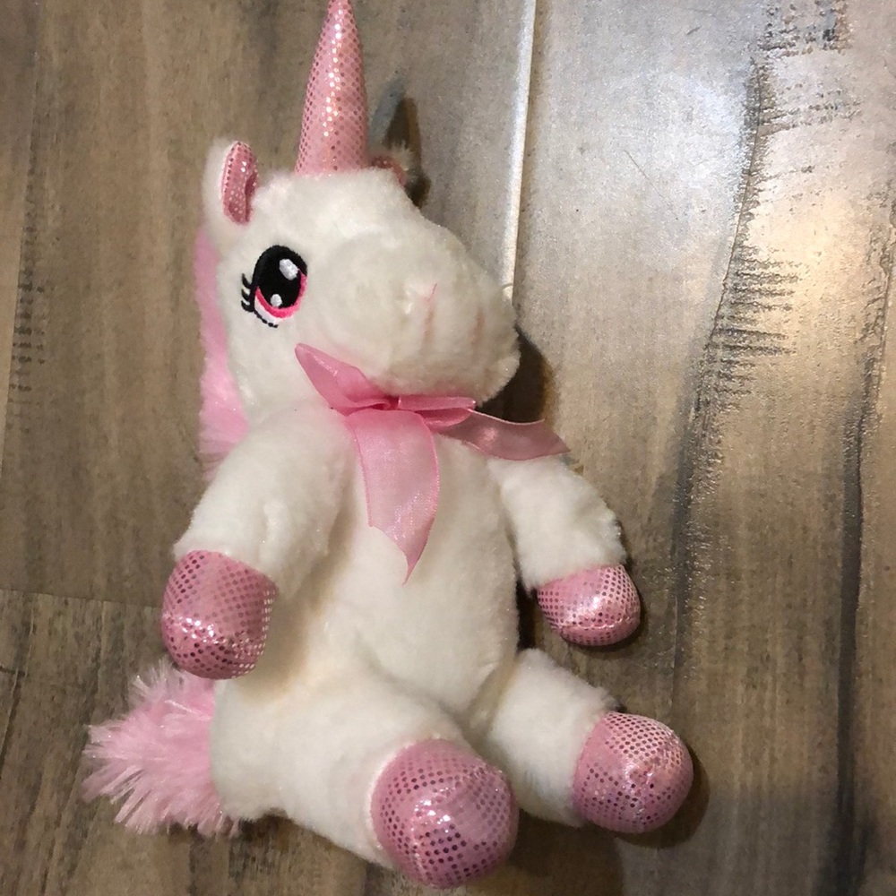 Stuffed animal (unicorn)